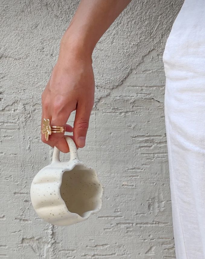 fe855c5d-4c9d-47e1-9e2c-0a2b5edb51a2