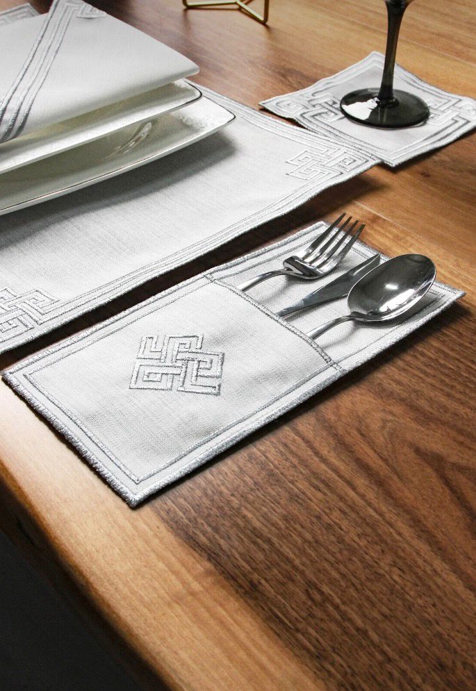 e7a8df11-7006-4cb6-9de0-3b0a7d268a29