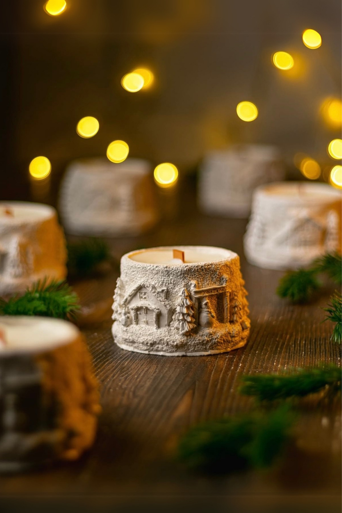 Scented Soy Candle with Wood Wick White 2