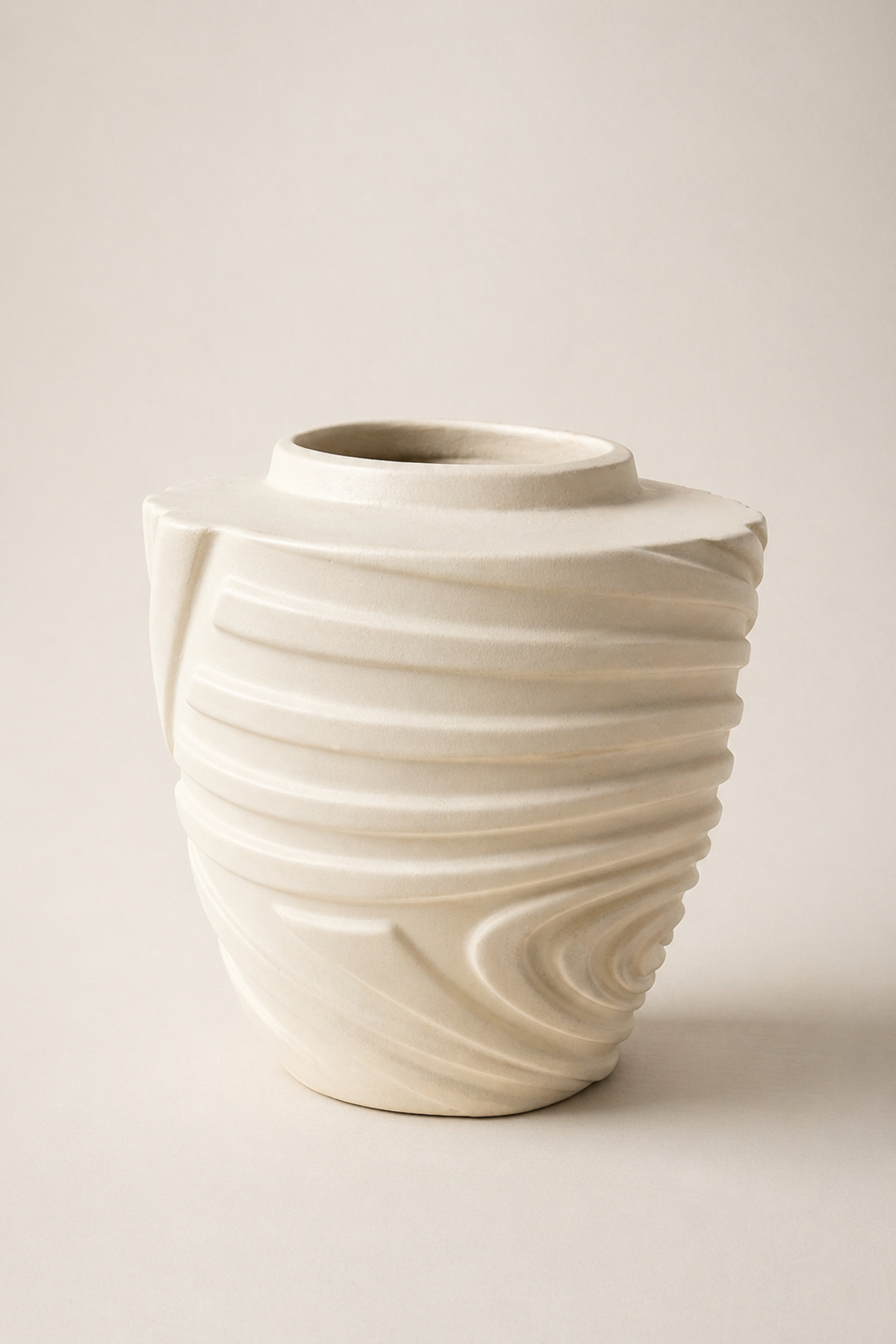 Helen small cream ceramic vase, 22 cm Helen small cream ceramic vase, 22 cm