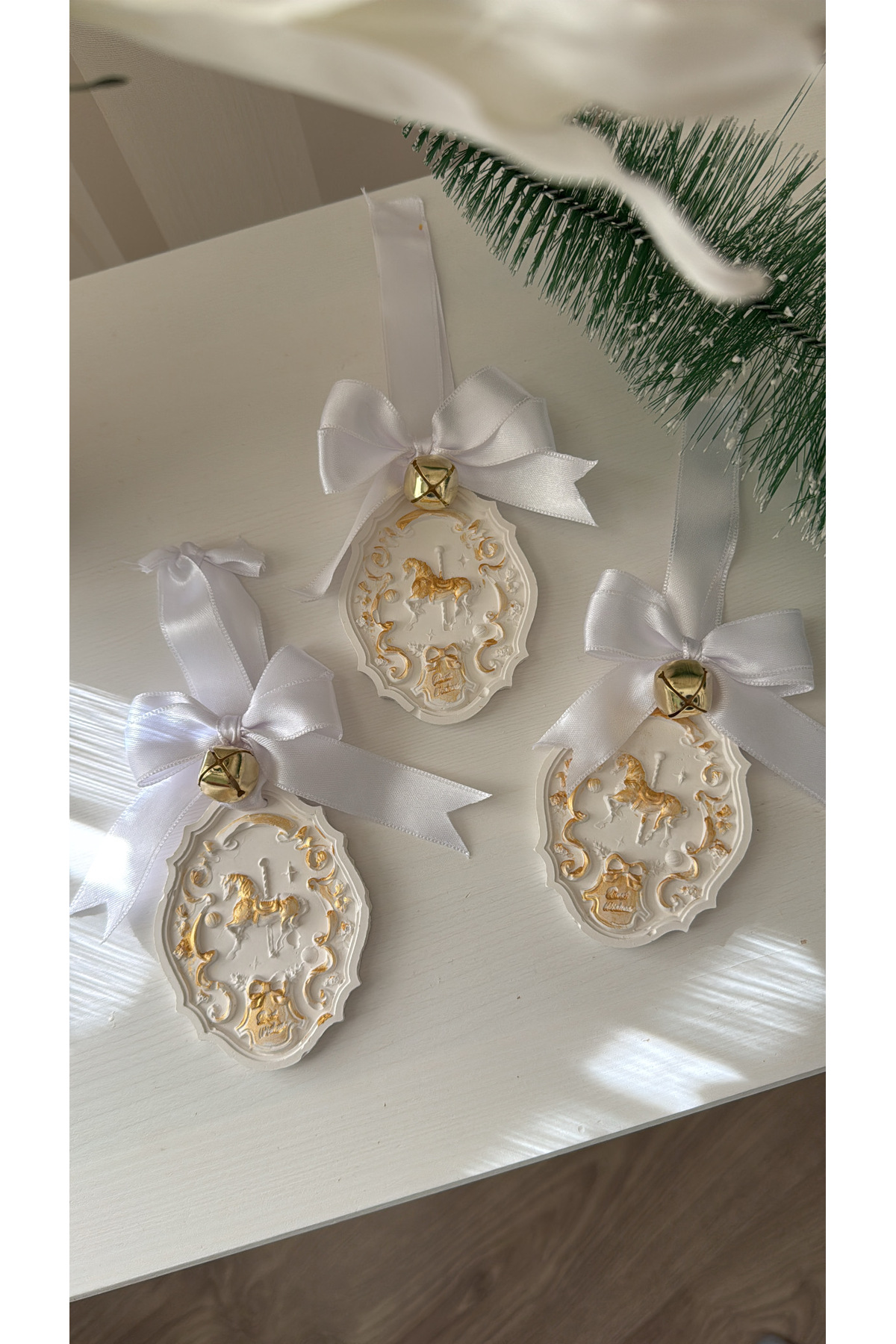 Christmas tree ornaments, set of 5