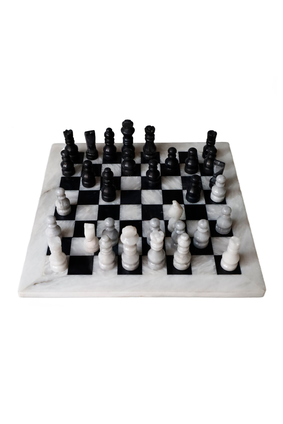 Black onyx chess set with white frame, 30 × 30 cm