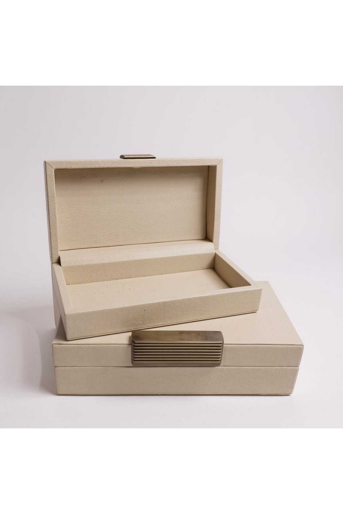 Leather box set with metal trim, 25 × 15 cm