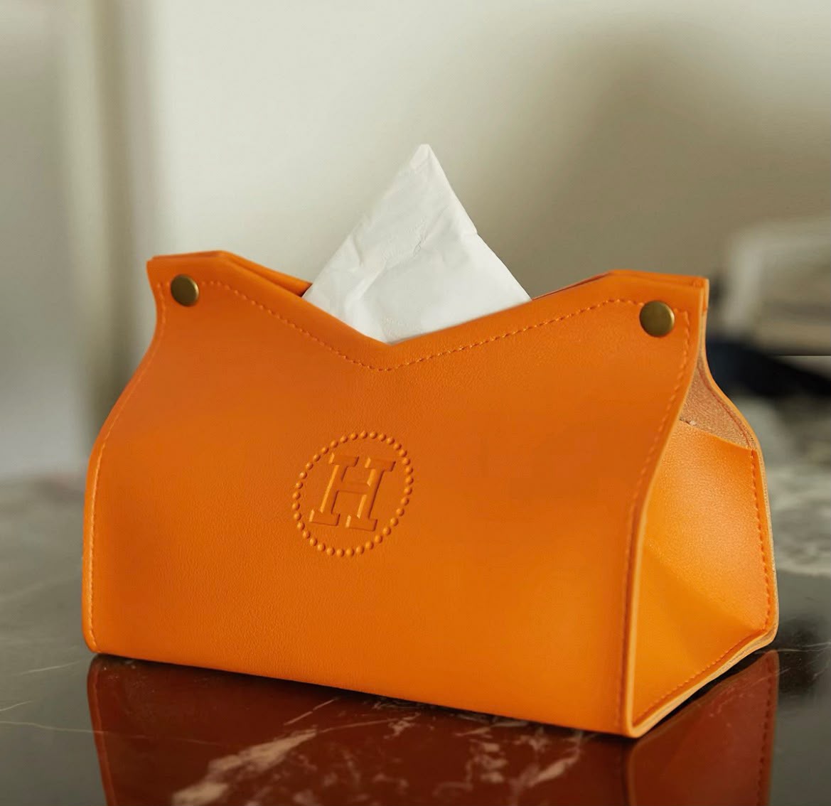H-embossed leather tissue box cover H-embossed leather tissue box cover